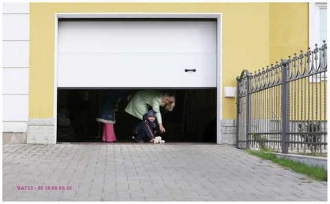 porte garage Bordeaux